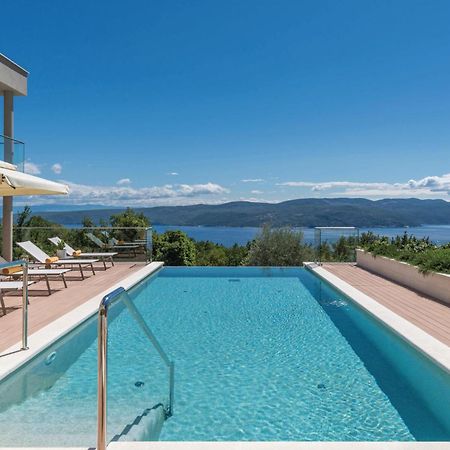 Nice Apartment In Plomin With Jacuzzi Екстер'єр фото